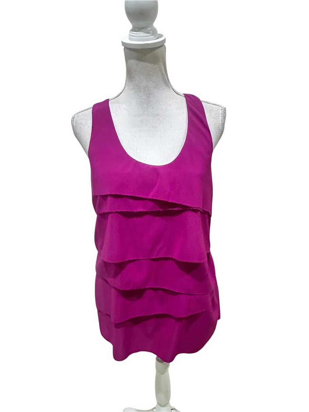 Aqua Ruffle Tiered Tank Top blouse Fuchsia pink razor back longline size large